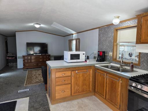 1150 Cessna Drive E, New Brighton, MN 55112