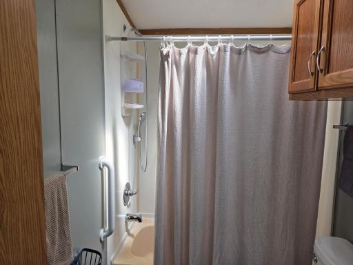 1150 Cessna Drive E, New Brighton, MN 55112