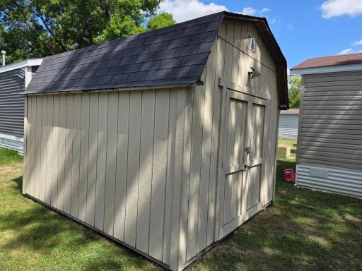 1150 Cessna Drive E, New Brighton, MN 55112