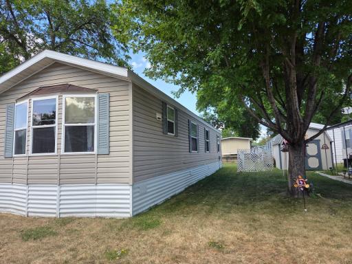 1150 Cessna Drive E, New Brighton, MN 55112