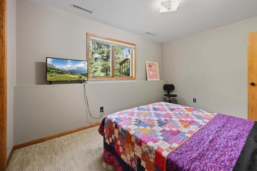 25 Pine Tree Court, Sartell, MN 56377