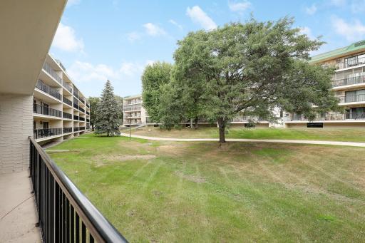 10411 Cedar Lake Road, 208, Minnetonka, MN 55305