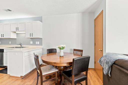 1122 Heather Lane, Waconia, MN 55387