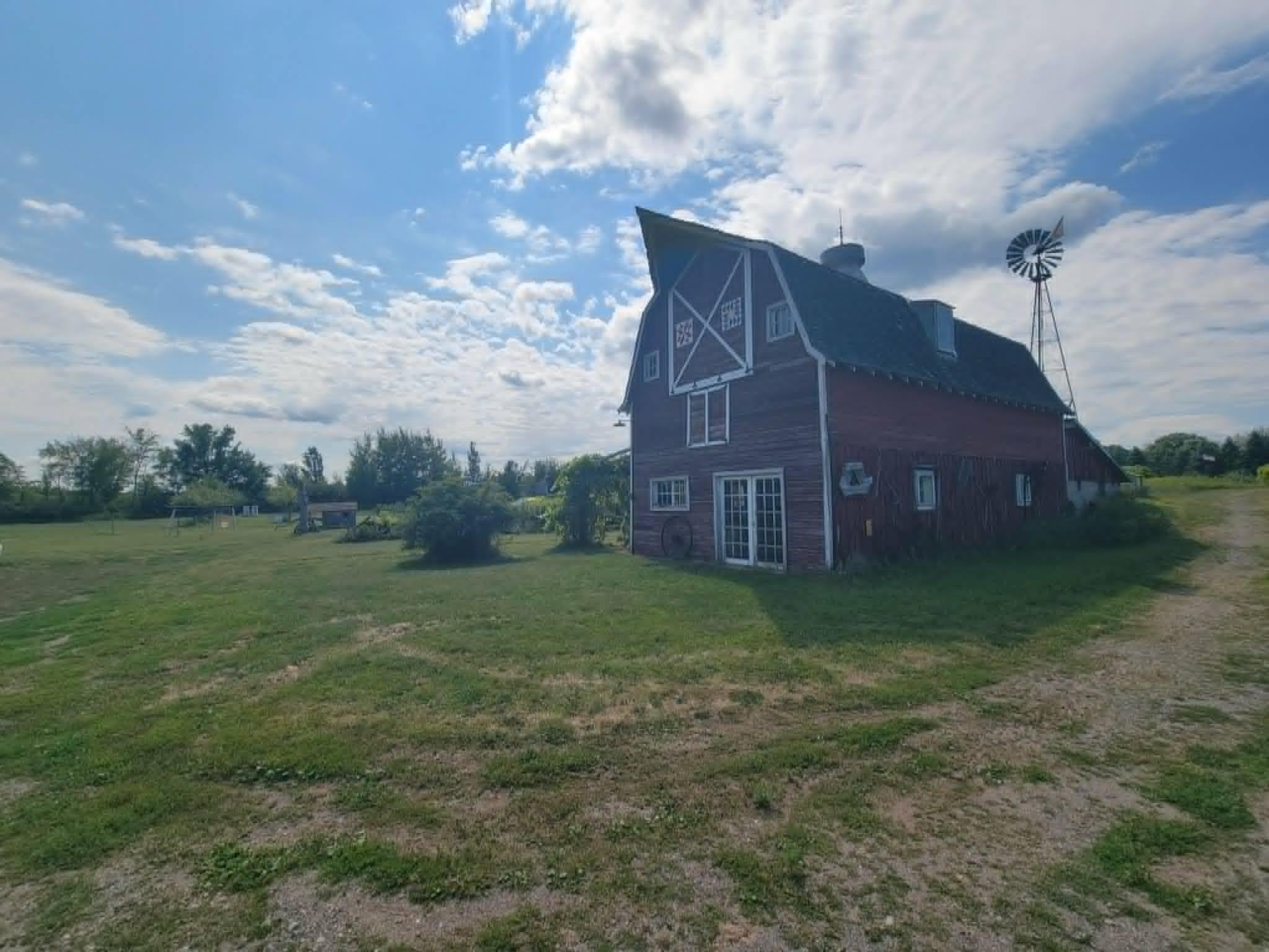 Photo 8
