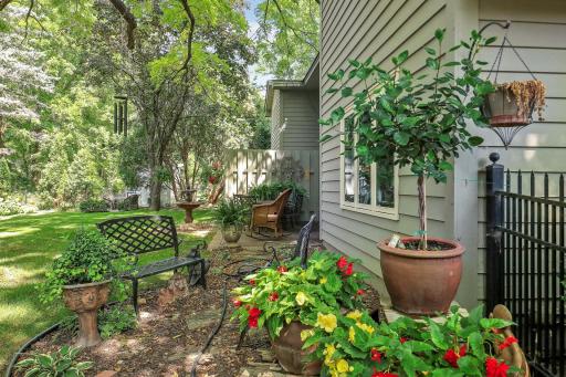 9700 Utica Road, Bloomington, MN 55437