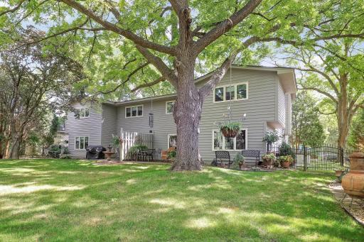9700 Utica Road, Bloomington, MN 55437