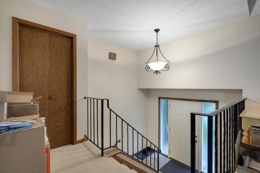 9700 Utica Road, Bloomington, MN 55437