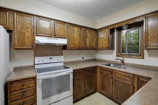 9700 Utica Road, Bloomington, MN 55437