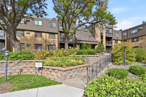 The building is a "No Smoking" property as noted by the sign at the entrance. The landscaping is well maintained and makes the owners proud to call LaBelle home!