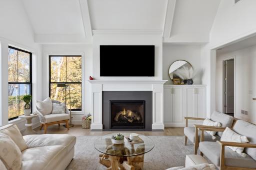 2213 Oakland Road, Minnetonka, MN 55305