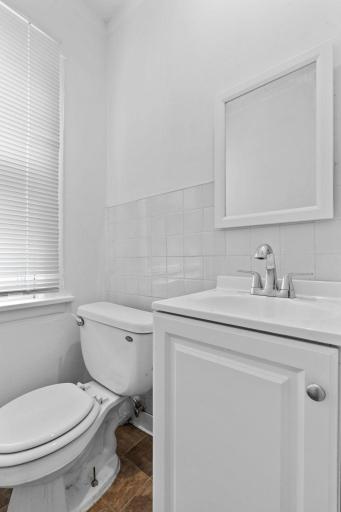 41-web-or-mls-2600 Washington St NE-41.jpg