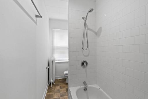 39-web-or-mls-2600 Washington St NE-39.jpg