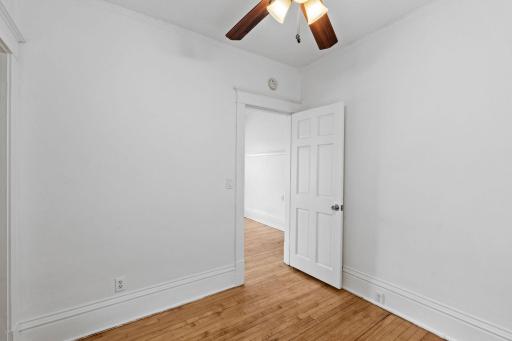 38-web-or-mls-2600 Washington St NE-38.jpg