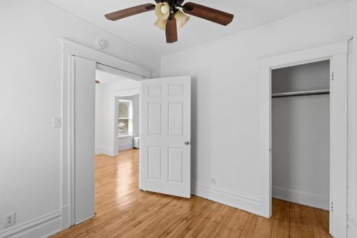 36-web-or-mls-2600 Washington St NE-36.jpg