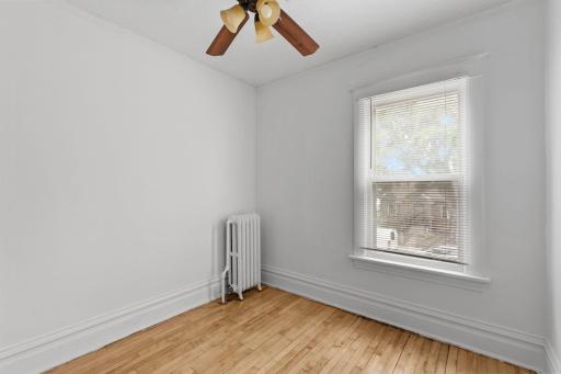 35-web-or-mls-2600 Washington St NE-35.jpg