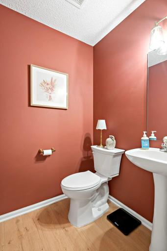 17-web-or-mls-8706 Quarry Ridge Ln Unit G Woodbury MN_0022.jpg