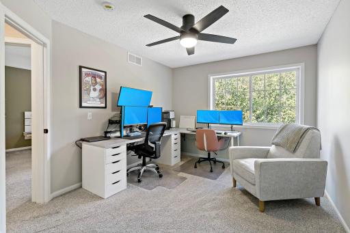 26-web-or-mls-8706 Quarry Ridge Ln Unit G Woodbury MN_0031.jpg