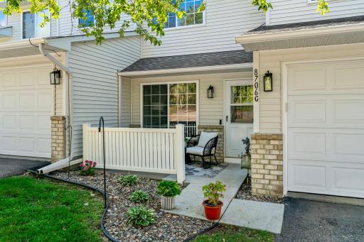 4-web-or-mls-8706 Quarry Ridge Ln Unit G Woodbury MN_0004.jpg