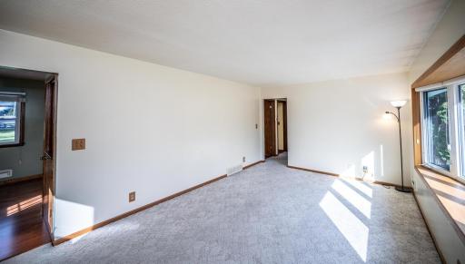 011-006-Living Room-1500x854.jpg