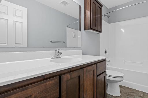 825 Highview Loop SE, Pine City, MN 55063