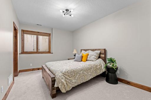 83-web-or-mls-17276 62nd Ave N-83.jpg