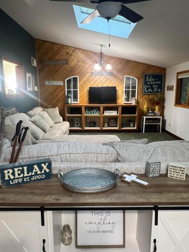 familyroom2.jpg