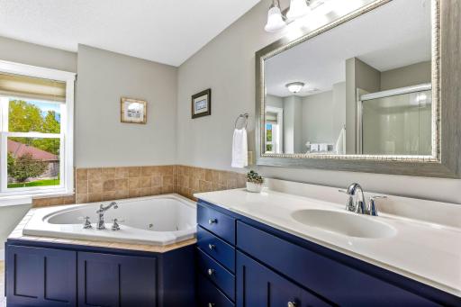 5725 103rd Avenue N, Brooklyn Park, MN 55443