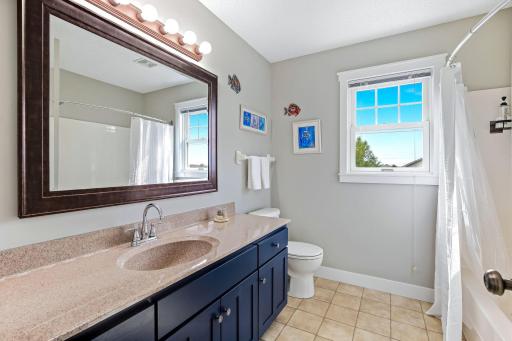 5725 103rd Avenue N, Brooklyn Park, MN 55443