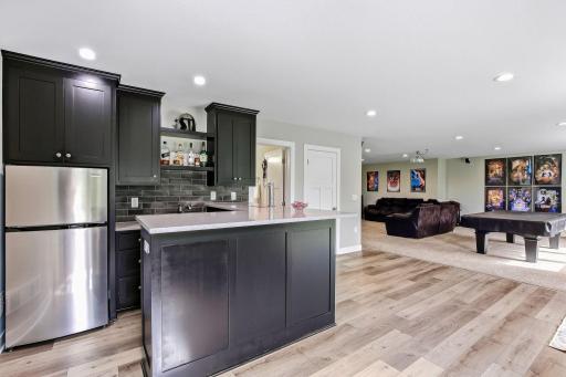 5725 103rd Avenue N, Brooklyn Park, MN 55443