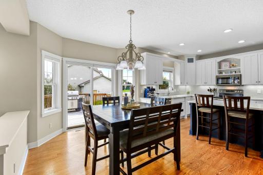 5725 103rd Avenue N, Brooklyn Park, MN 55443