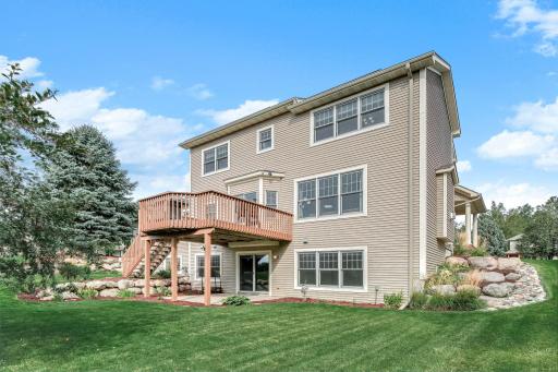 5725 103rd Avenue N, Brooklyn Park, MN 55443