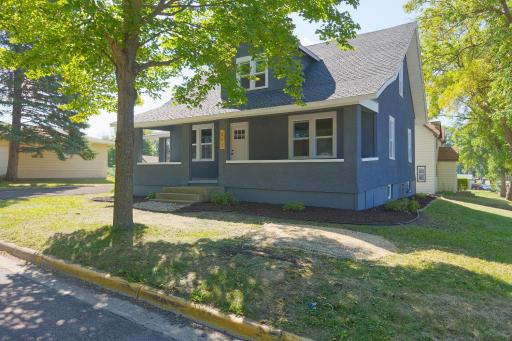 Photo for 251 Winsted Avenue W, Winsted, MN 55395 - listing #7134710 251 Winsted Avenue W, Winsted, MN 55395
