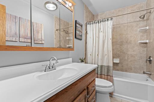 2000 23 1/2 Street SE, Rochester, MN 55904