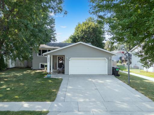2000 23 1/2 Street SE, Rochester, MN 55904