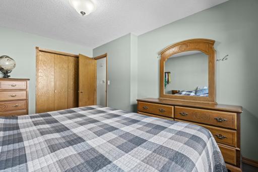 2000 23 1/2 Street SE, Rochester, MN 55904