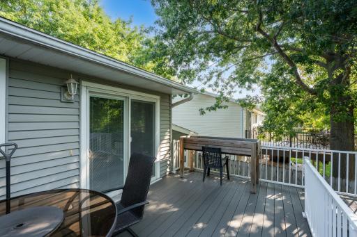 2000 23 1/2 Street SE, Rochester, MN 55904