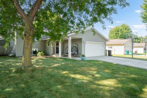 2000 23 1/2 Street SE, Rochester, MN 55904