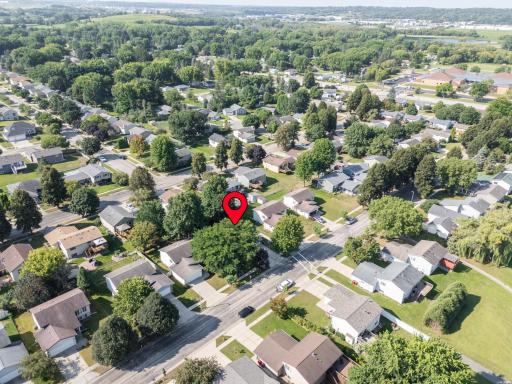 2000 23 1/2 Street SE, Rochester, MN 55904