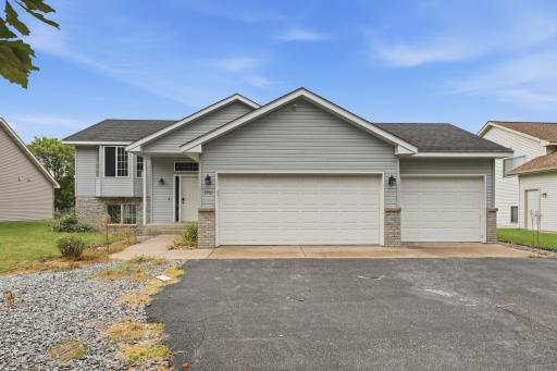 2910 Crescent Ridge Trail, Saint Cloud, MN 56301