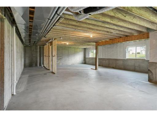 17940 basement 1.jpeg