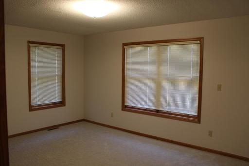101 7th Street NE, Kasson, MN 55944