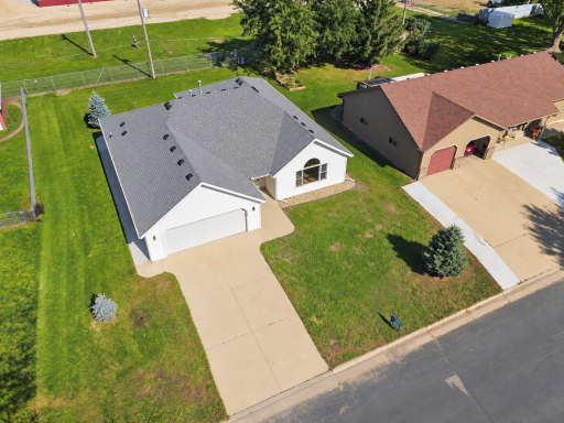 101 7th Street NE, Kasson, MN 55944