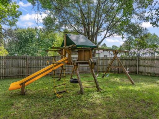 828 Fremont Street E, Northfield, MN 55057