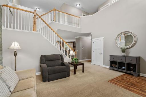 iving/Flex Room w/ gorgeous 2-story entry