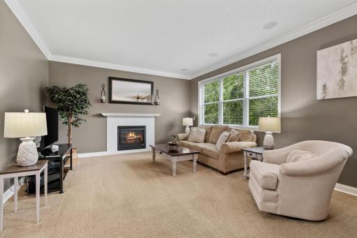 26-web-or-mls-6765 Queensland Ln N-26.jpg