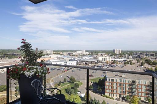 3209 Galleria, 1302, Edina, MN 55435