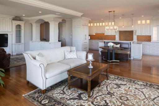 3209 Galleria, 1302, Edina, MN 55435