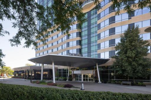3209 Galleria, 1302, Edina, MN 55435