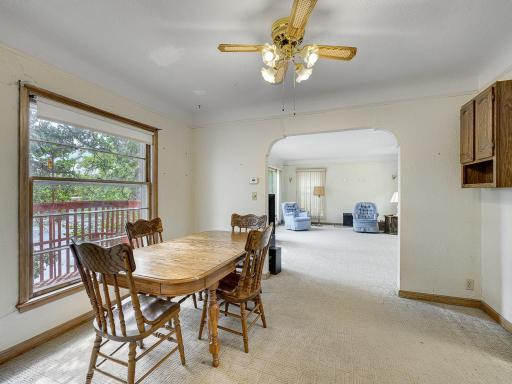 4 - Dining Room (2).jpg