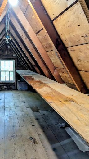 Attic photo 1.jpg